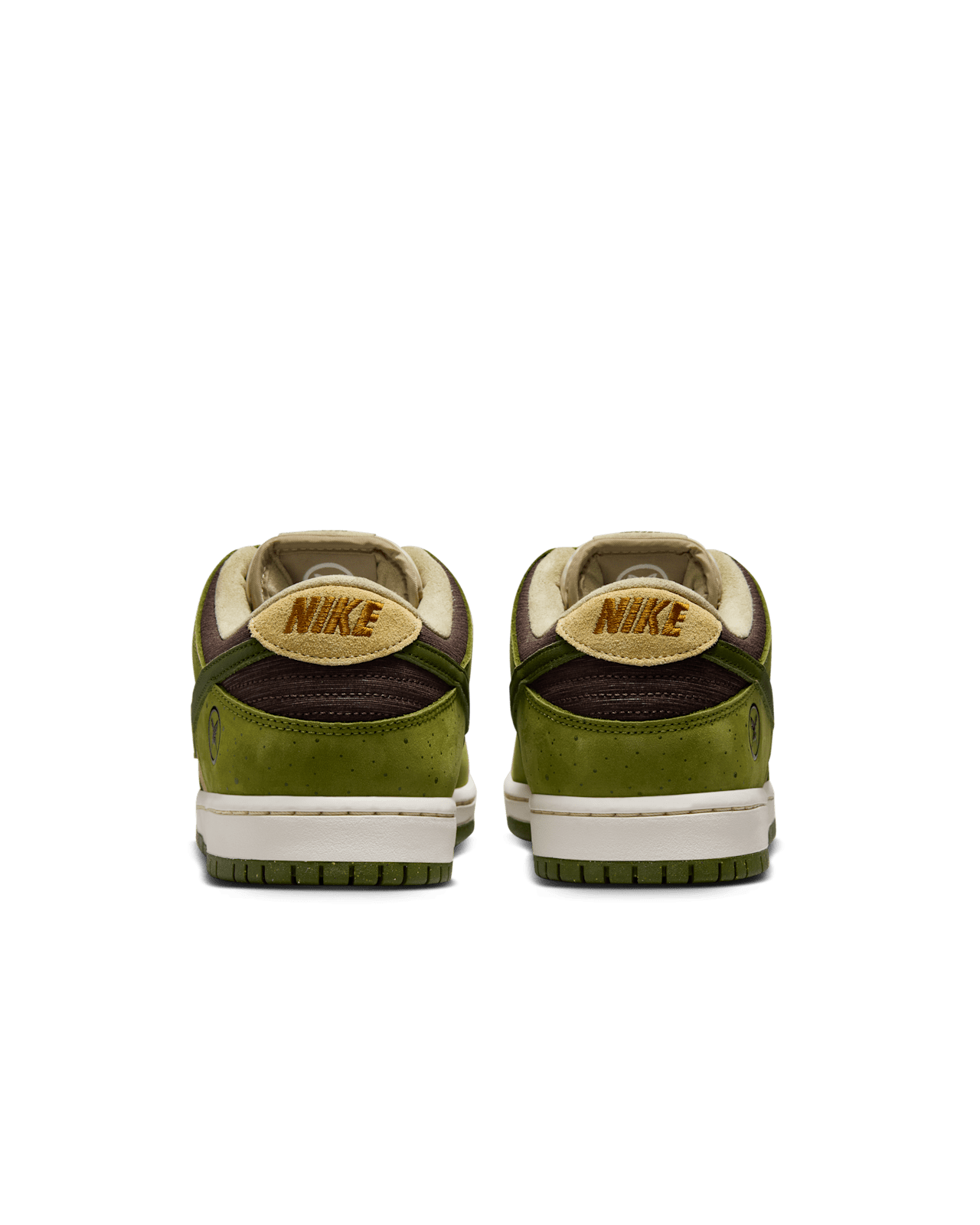 NIKE公式】ナイキ SB ダンク LOW x Yuto 'Matcha' (HF8022-300 NIKE公式】ナイキ SB ダンク LOW x Yuto 'Matcha' (HF8022-300